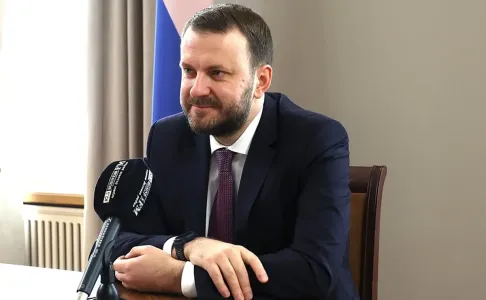 Нужен шаг вверх: Орешкин заявил, что модель роста экономики РФ исчерпана и надо срочно что-то делать, просто путь вперед — тупик