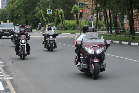 Байкеры из Подмосковья отправились в Мурманск за Вечным огнём