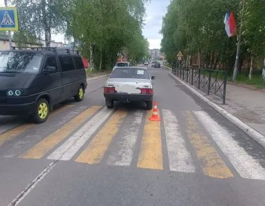 Водитель в Кандалакше Мурманской области сбил женщину на пешеходном переходе