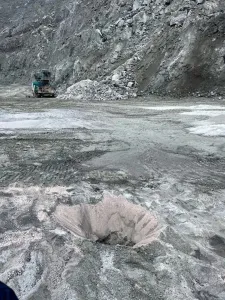 В Ковдорском ГОКе Мурманской области при обвале горной породы погиб машинист
