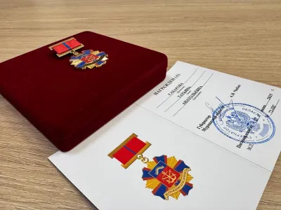 Сенатору от Мурманской области Татьяне Сахаровой посмертно присвоили почётный знак