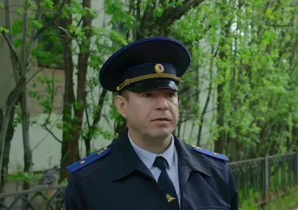 Следователь из Мурманска спас пенсионерку от мошенников