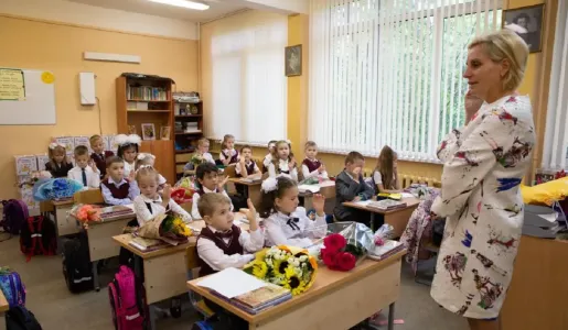 В России введен госстандарт на школьную форму: что изменится для школьников и как на это отреагировали их родители