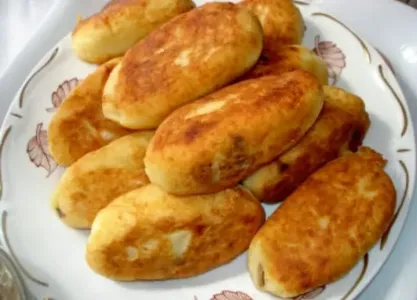 Жарю картофельные беляши — мягкое и нежное тесто — разлетаются как горячие пирожки
