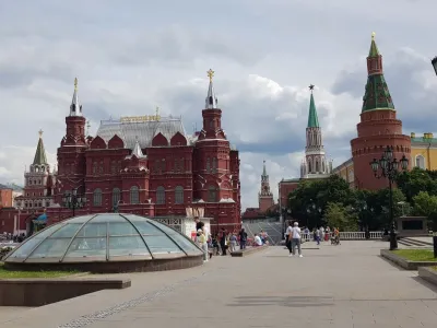 Только тот, кто на уроках географии внимательно слушал учителя, ответит на 9/10: тест на знание столиц — без подсказок справляются лишь гении