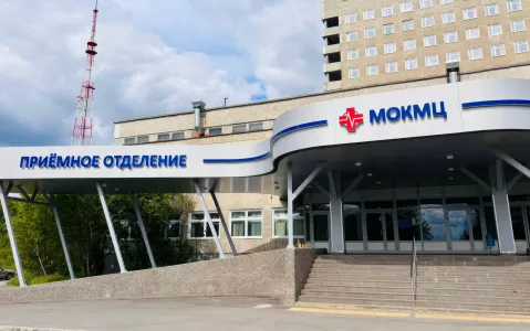 «69-й в очереди»: жители Мурманской области возмущены работой единого колл-центра здравоохранения