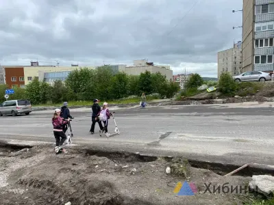Камни и ямы: жители Мурманска возмутились состоянием пешеходных зон во время ремонтных работ