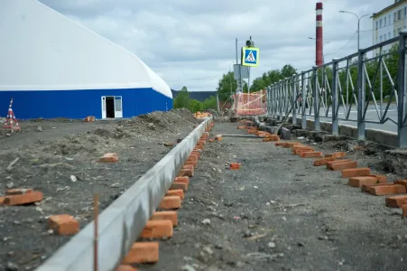 Благоустройство территории спорткомплекса «Металлург» в Печенге завершится в следующем году