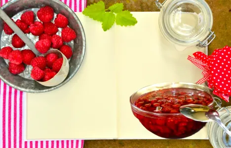 Не варенье, а объедение: варю 2 минуты без воды — сохраняет структуру, вкус и цвет свежей ягоды