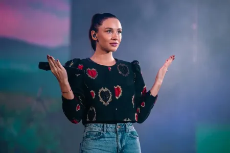 Mia Boyka высмеяла мужчин, которые любят розовую одежду: «От лица всех женщин!»