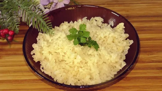 Жарю рис на сковороде — получается вкусный рассыпчатый гарнир — делюсь способом приготовления