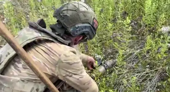 Опасные находки: в ДНР российские сапёры нашли кладбище, заминированное ВСУ