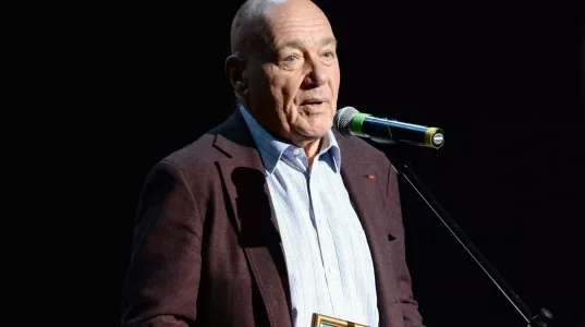 «Начнем снимать только осенью»: Владимир Познер рассказал о планах вернуться на Первый канал