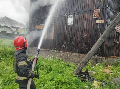 Сразу два крупных пожара произошли в Мурманске за день
