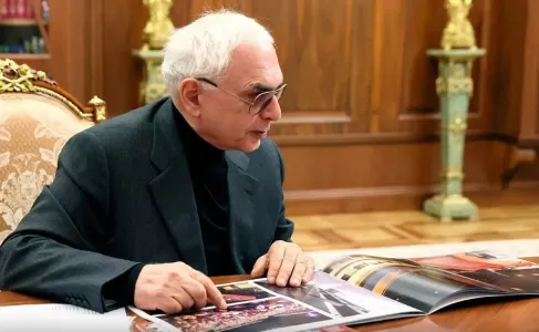 Развалившиеся браки, разлука с дочерью и счастливое одиночество: творческий путь и личная жизнь Карена Шахназарова