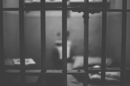 Суд оставил в силе 13-летний срок для нападавшего на губернатора Мурманской области