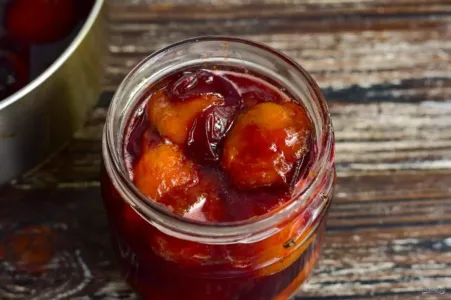 Варю вкусное сливовое варенье за час: ароматное, прозрачное и без косточек — делюсь удачным рецептом
