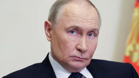 Путин рассказал о необычной привычке, которую унаследовал с раннего детства: «Мама с папой всегда так делали»