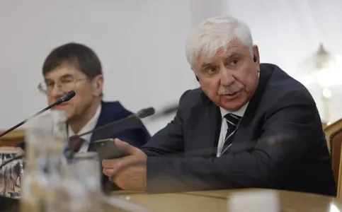 «Кто к нам с мечом придет…» — в Госдуме напомнили министру обороны Германии, собравшемуся убивать русских солдат, фразу Александра Невского