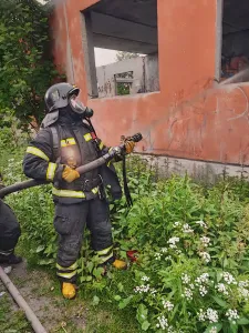 В Мурманске загорелся недострой на Маяковского