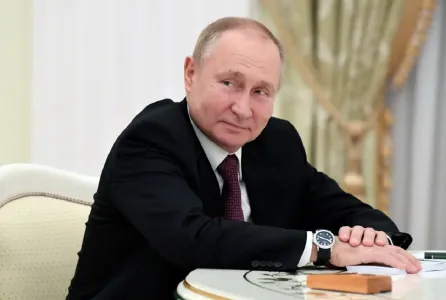 Путин оригинально ответил на просьбу работника завода выдавать льготную ипотеку авансом: «Какой хитрюга»