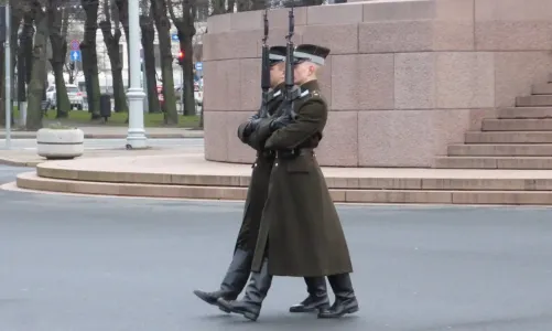 Латвийские власти готовятся к массовой депортации россиян