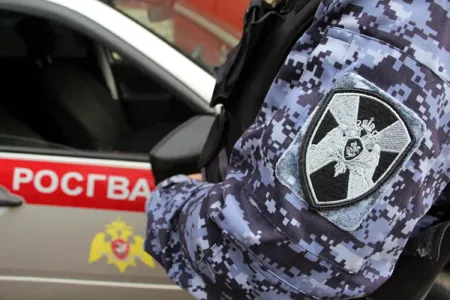 Росгвардейцы в Мурманске утихомирили дебошира за попытку устроить драку с охранниками в баре