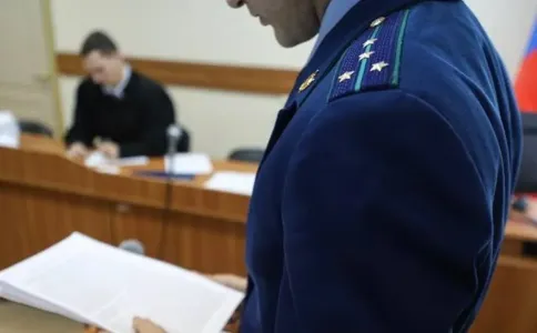 Руководитель учреждения культуры в Мурманской области получил штраф за игнорирование требования прокурора