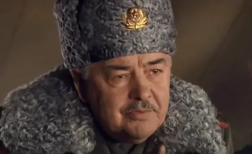 В возрасте 80 лет умер звезда сериалов «Земский доктор» (12+) и «Мосгаз» (18+) Валерий Смирнов