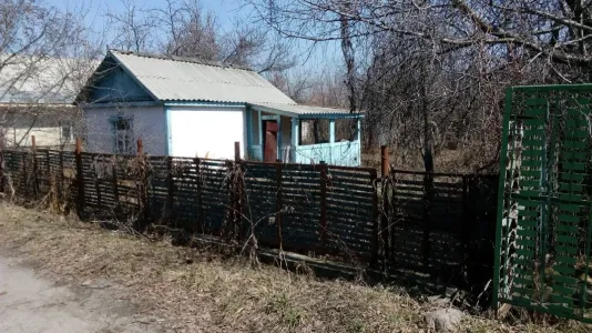 Захламлять земельные участки теперь не получится: с 1 сентября 2025 года в России заработают критерии для изъятия земли — дачникам придётся потрудиться