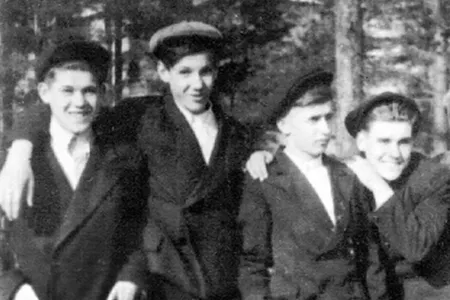 Кем стал этот советский школьник: головоломка по фото — угадайте известного человека по детскому снимку