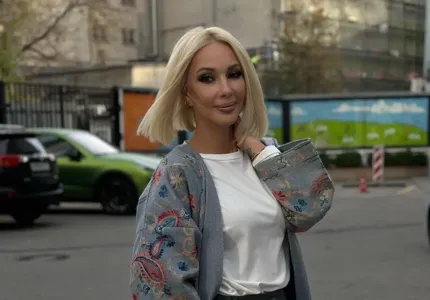 Потерпевшая фиаско в борьбе с алкоголизмом мужа Кудрявцева прокомментировала ситуацию стихами: «Только Лера не согласна быть в ряду несчастных кляч»