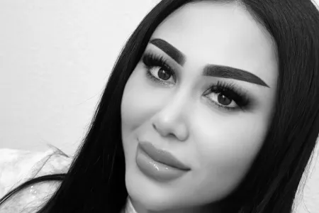 В Узбекистане убили 33-летнюю известную певицу Зебои Жахон: главным подозреваемым стал муж