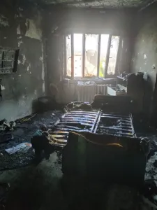 Три человека спаслись из горящего дома в Мурманской области