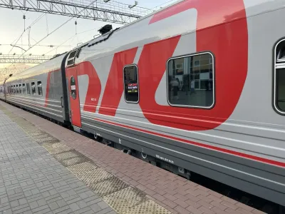 Поездка станет «адской»: россиянка четко назвала худшие места в вагонах РЖД — даже на полку не поместитесь