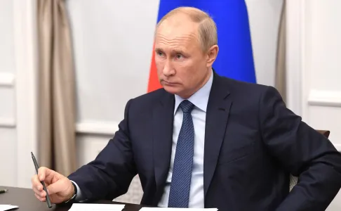 «Орешник» пошёл в серию: Путин заявил, что несбиваемая ракета поступила на вооружение ВС РФ