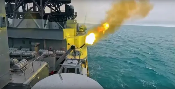 Корабли Северного флота подготовились к дальнему походу в Арктику