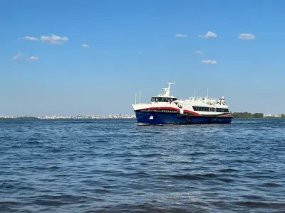 Туристка побывала в круизе по РФ на теплоходе — жаль, сбежать было некуда: для пенсионеров — ад