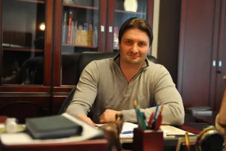 Запашный заявил, что участникам фестиваля «Идол» поступали угрозы: «Только попробуйте поехать»
