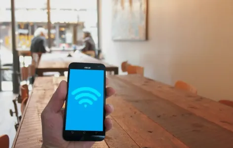 Wi-Fi научили видеть сквозь стены — приватность теперь под угрозой