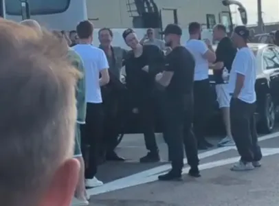 Лепс и SHAMAN дали импровизированный концерт в дикой пробке на Крымском мосту: все попало на видео