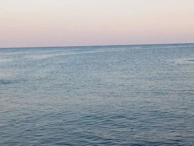 Не только Турция: где сказочно отдохнуть на море в сентябре 2025 года — нередко даже самолет не нужен