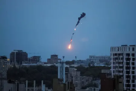 На Россию обрушились сотни дронов, русский десант сломал планы Киева под Запорожьем, Херсон на грани штурма — что творится в зоне СВО 11 августа 2025 года