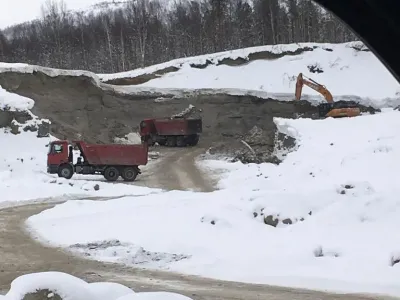 Жителей Мурманской области обязали выплатить 65 млн рублей за нелегальную добычу ископаемых