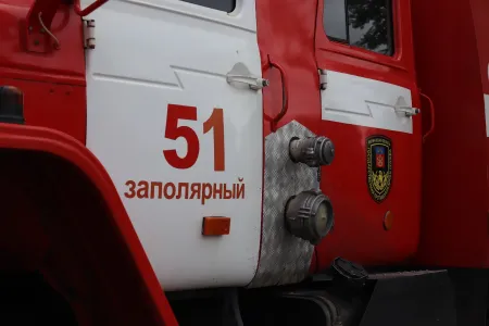 В Лиинахамари Мурманской области проходит проверка после гибели мужчин при пожаре