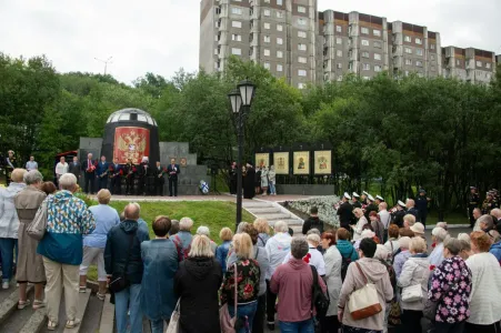 Памятные мероприятия в 25-ю годовщину гибели «Курска» прошли в Мурманской области