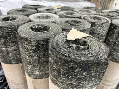 Резак и нож не нужны: найден способ ровно и быстро разрезать рубероид вдоль без инструментов