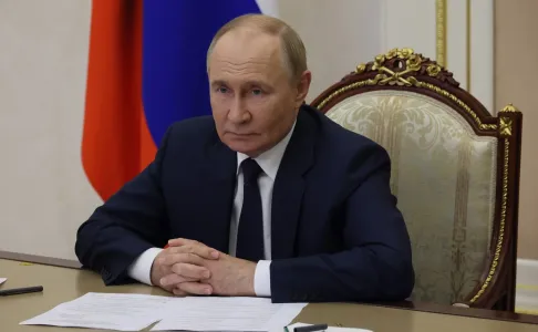 Перед важным саммитом: Путин прибыл в Магадан, откуда отправится на Аляску общаться с Трампом