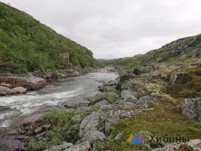 В Териберке Мурманской области планируют построить лестницу у водопада