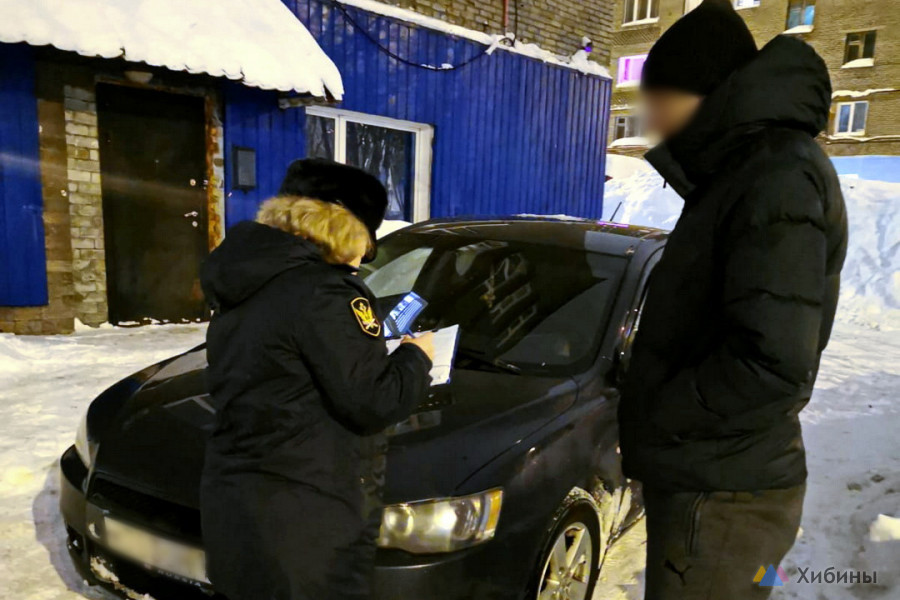 Арест автомобиля напомнил должнику о долге